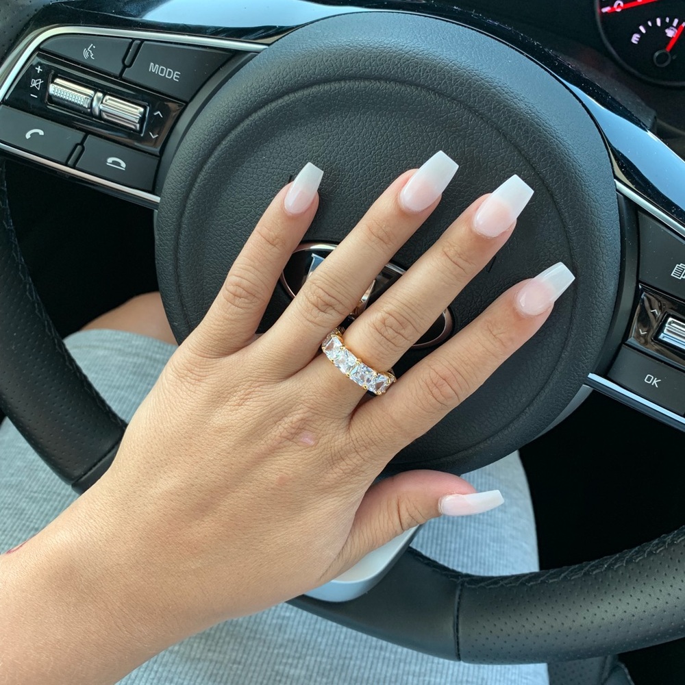 Chunky diamond ring